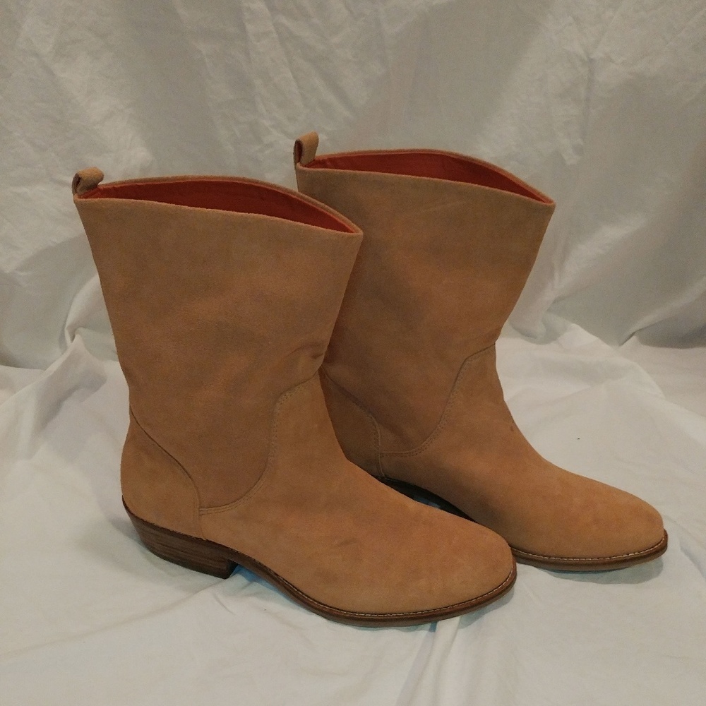 Lucky Brand Slouchy Camel Oiled Suede Boots 10